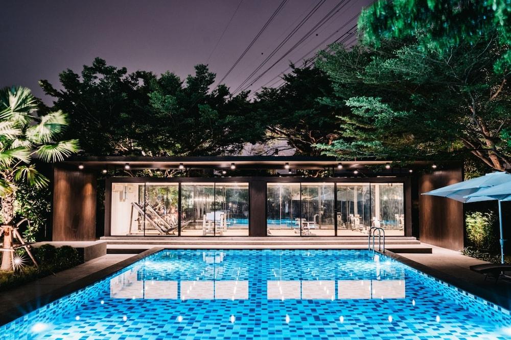 The Platinum Suite Bangkok Eksteriør bilde