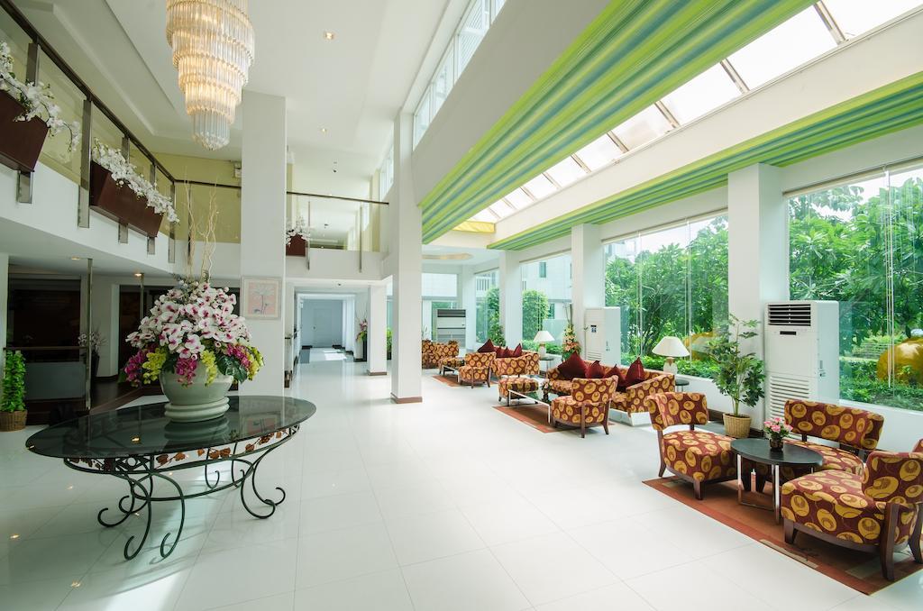 The Platinum Suite Bangkok Eksteriør bilde