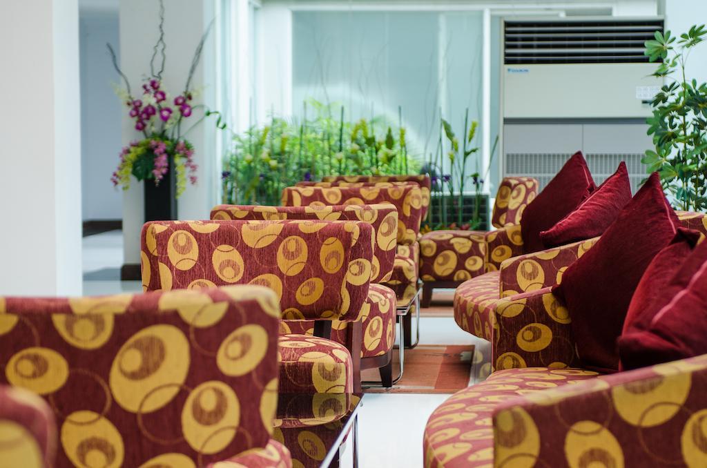 The Platinum Suite Bangkok Eksteriør bilde
