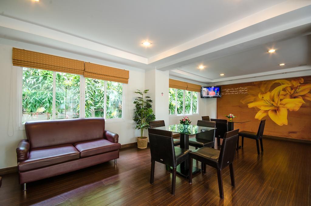The Platinum Suite Bangkok Eksteriør bilde