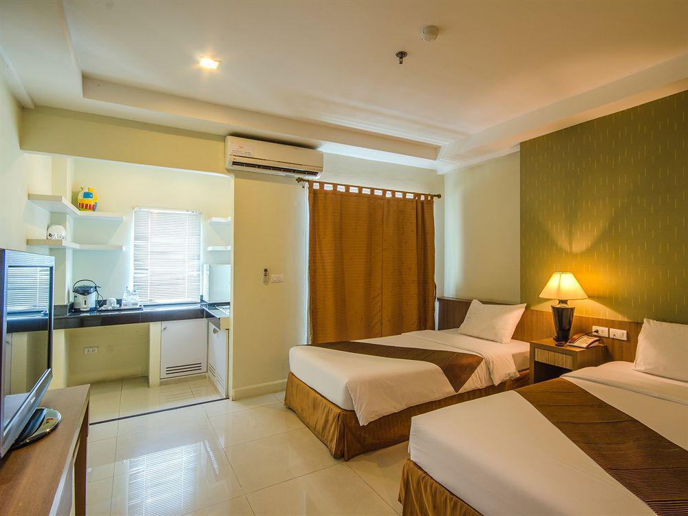 The Platinum Suite Bangkok Eksteriør bilde